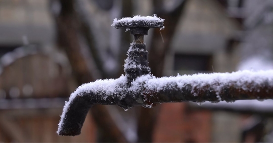 Faucet frozen with ice